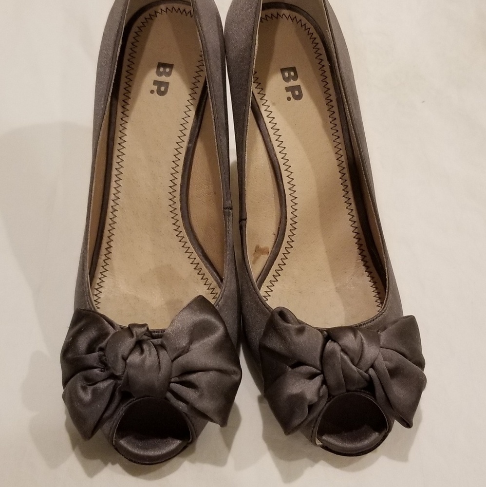 BP gray peep toe heels with bow detail